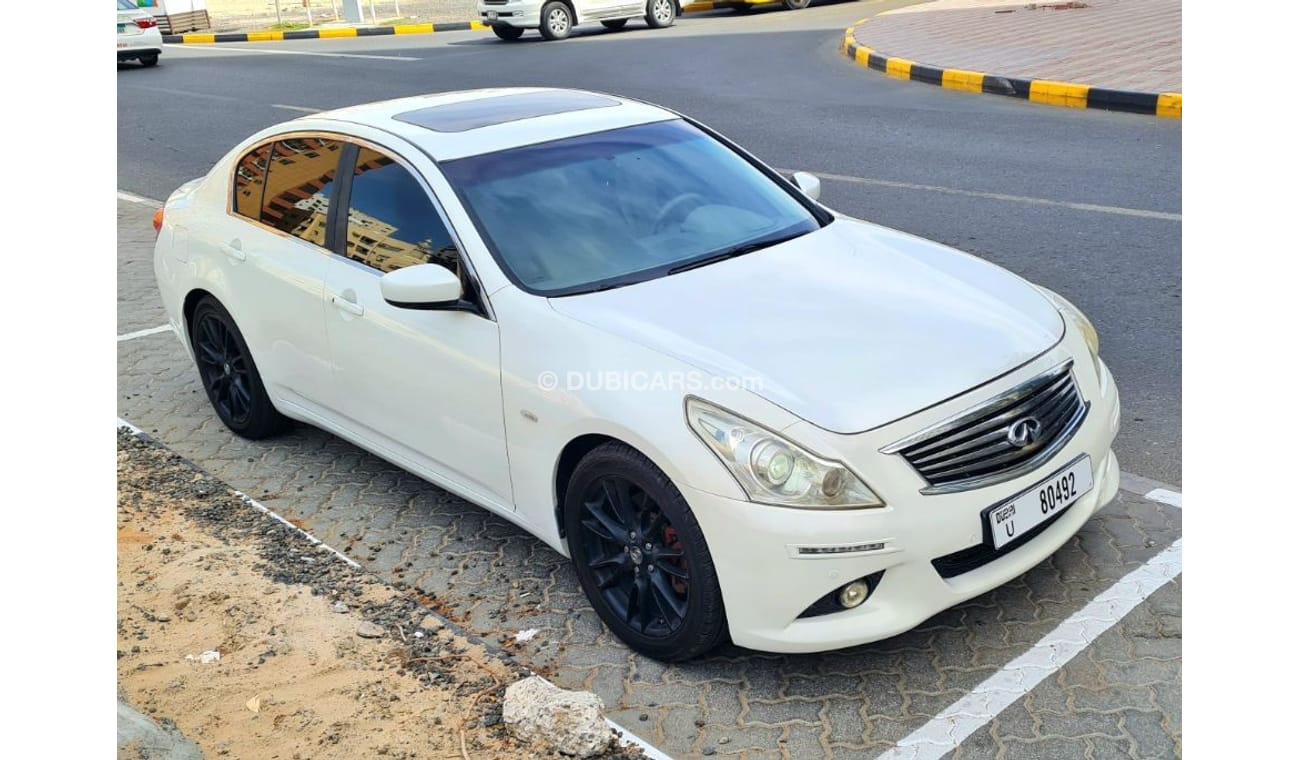 Infiniti G37 INFINITI G37  GCC 2013 FULL OPTION