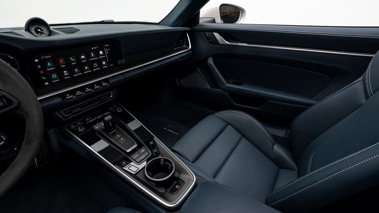 Porsche 911 Turbo S - 2025 - American Specs - Under 5 Years Warranty