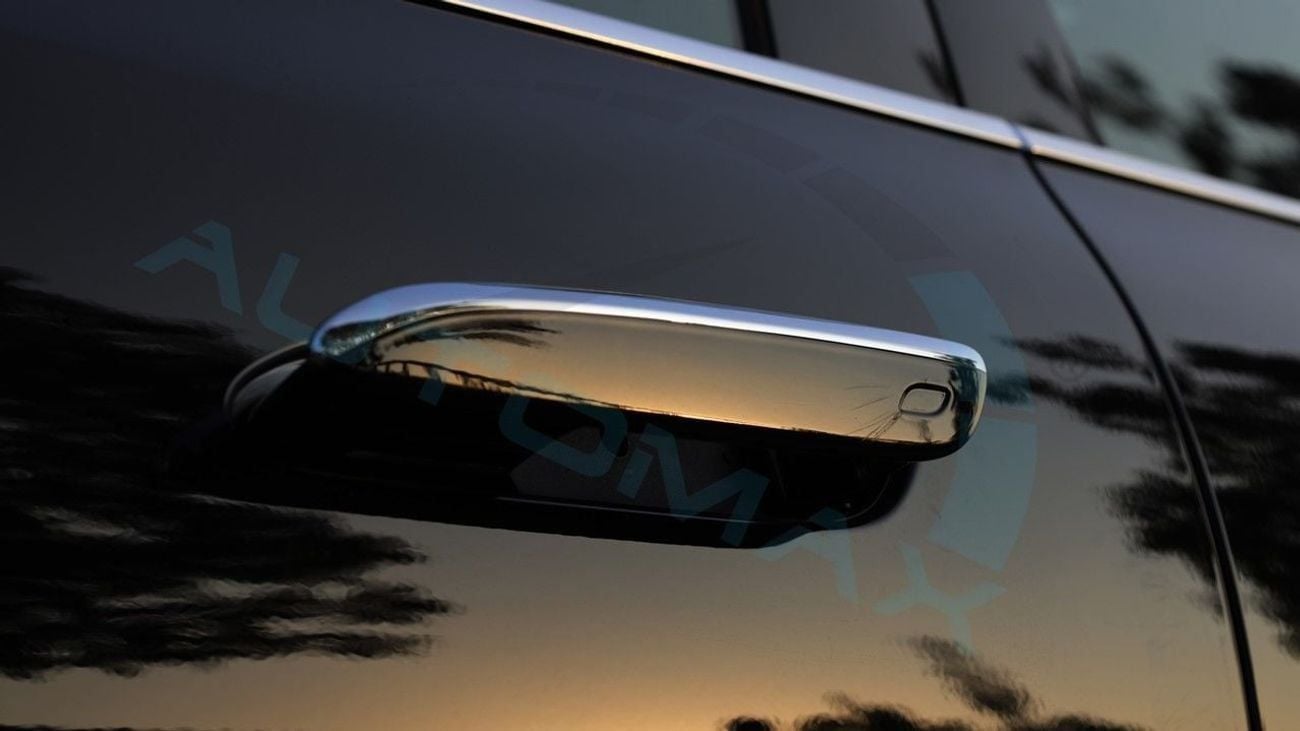 مرسيدس بنز E300 AMG 4MATIC EQ Boost 2.0T 2025 0Km With 3 Years Or 100,000 Km Warranty