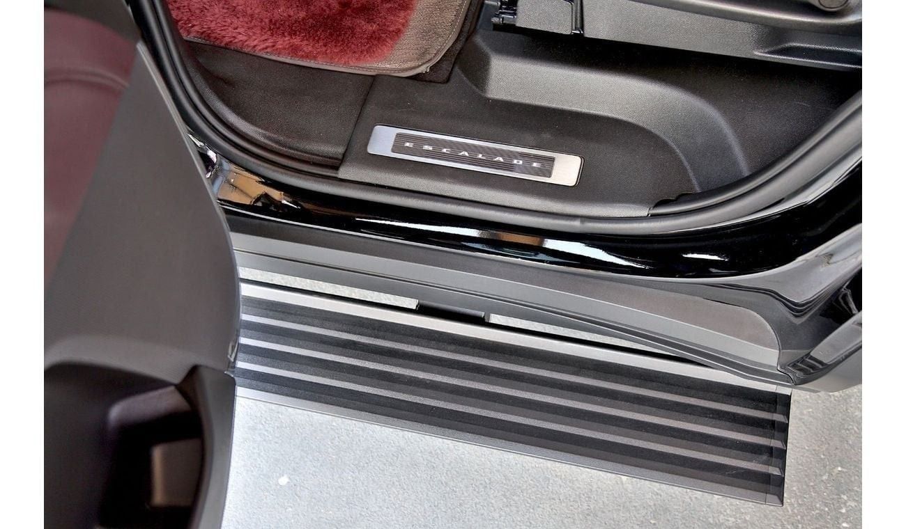 Cadillac Escalade Escalade-V 6.2L 2023 V 682hp Supercharged