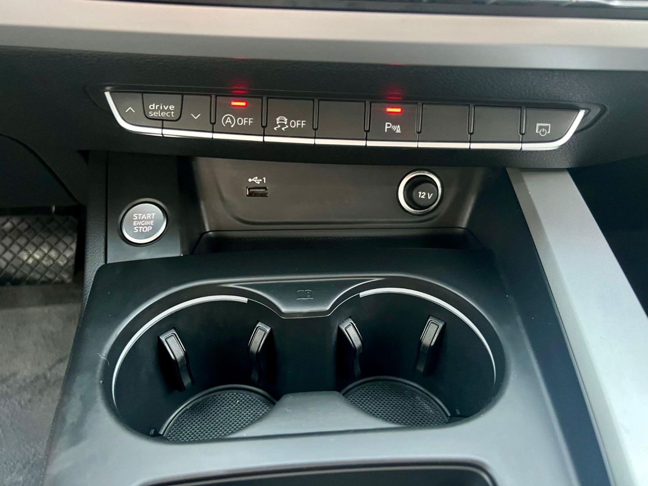 Audi A4 35 TFSI S Line 2.0L warranty one year bank financie available