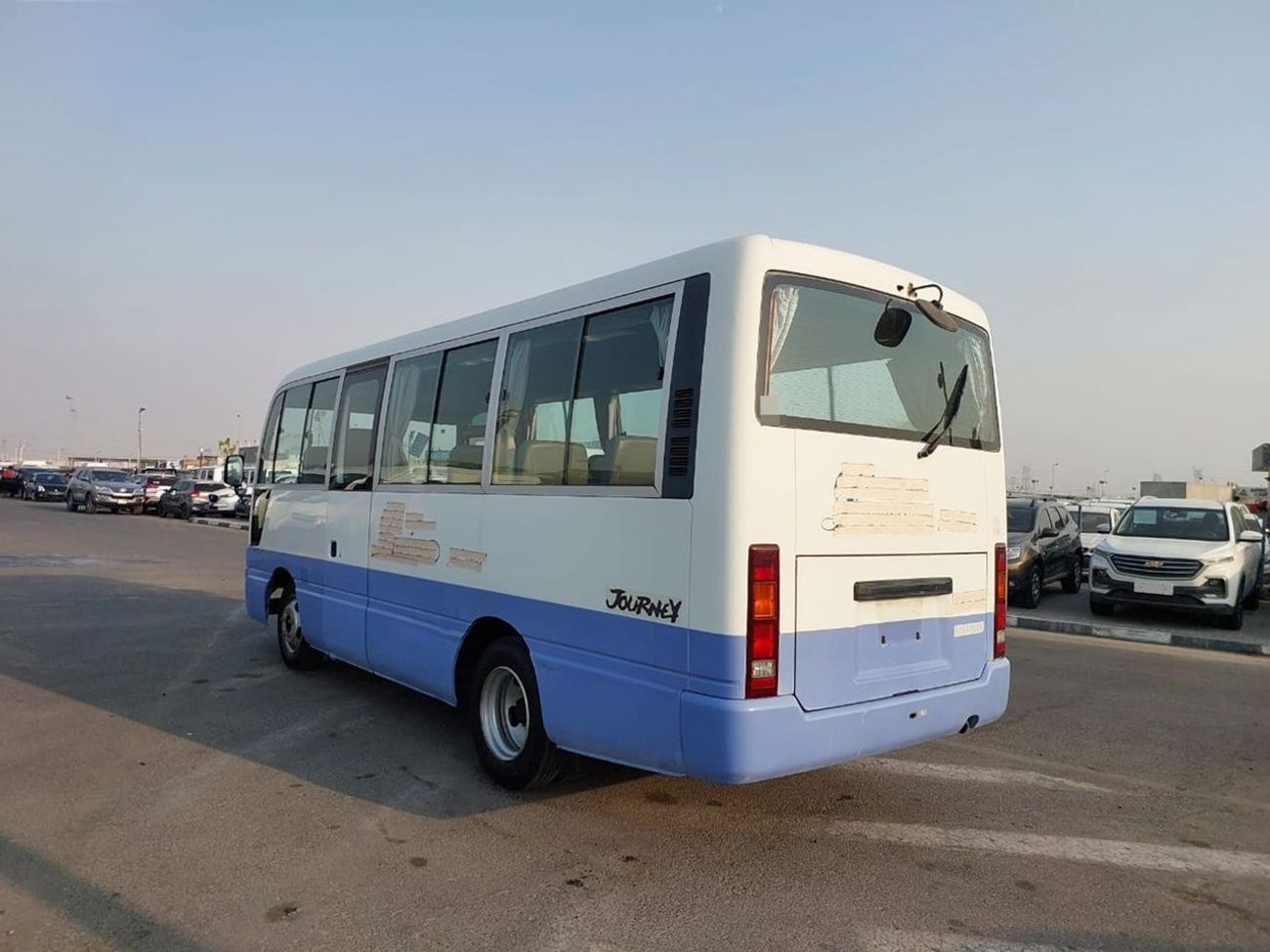 Isuzu Journey ISUZU JOURNEY BUS RHD 2000 MODEL 4.1 L DIESEL MANUAL(PM00136)