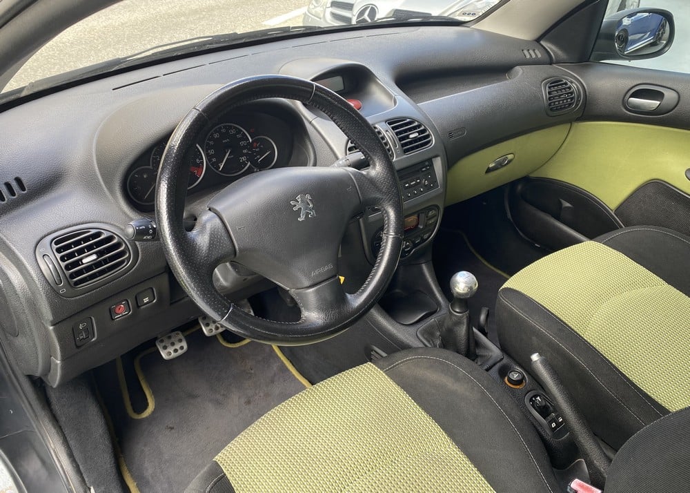 Peugeot 206 interior - Cockpit