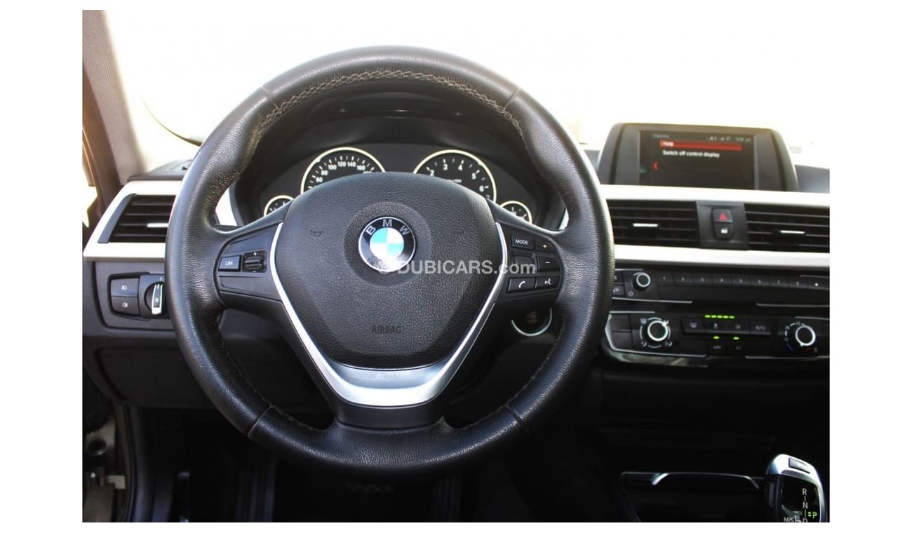 BMW 318i Exclusive BMW I318 GCC 2018 in excellent condition