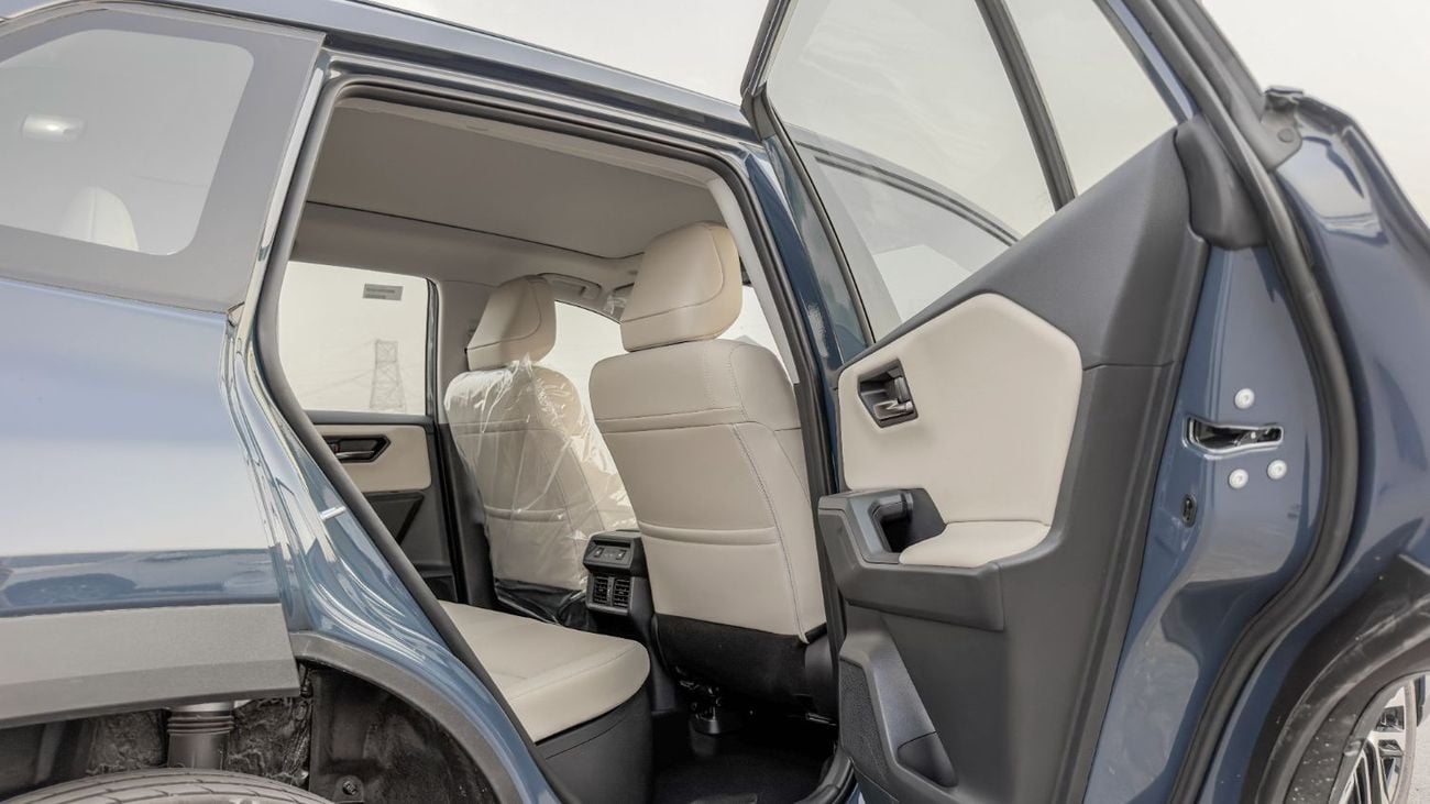 تويوتا راف ٤ VXR HEV 2026 Toyota Rav4 Limited 2.5L AT Hybrid (Blue-Beige)