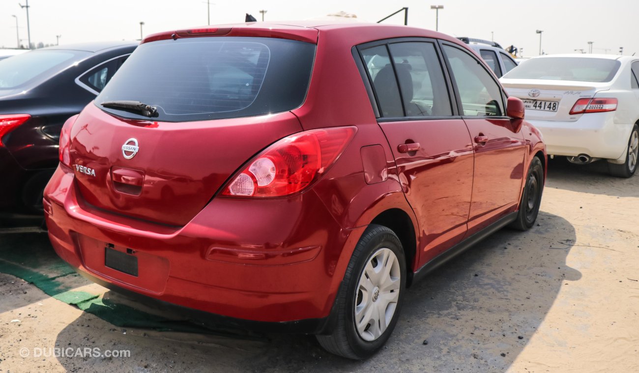 Nissan Versa