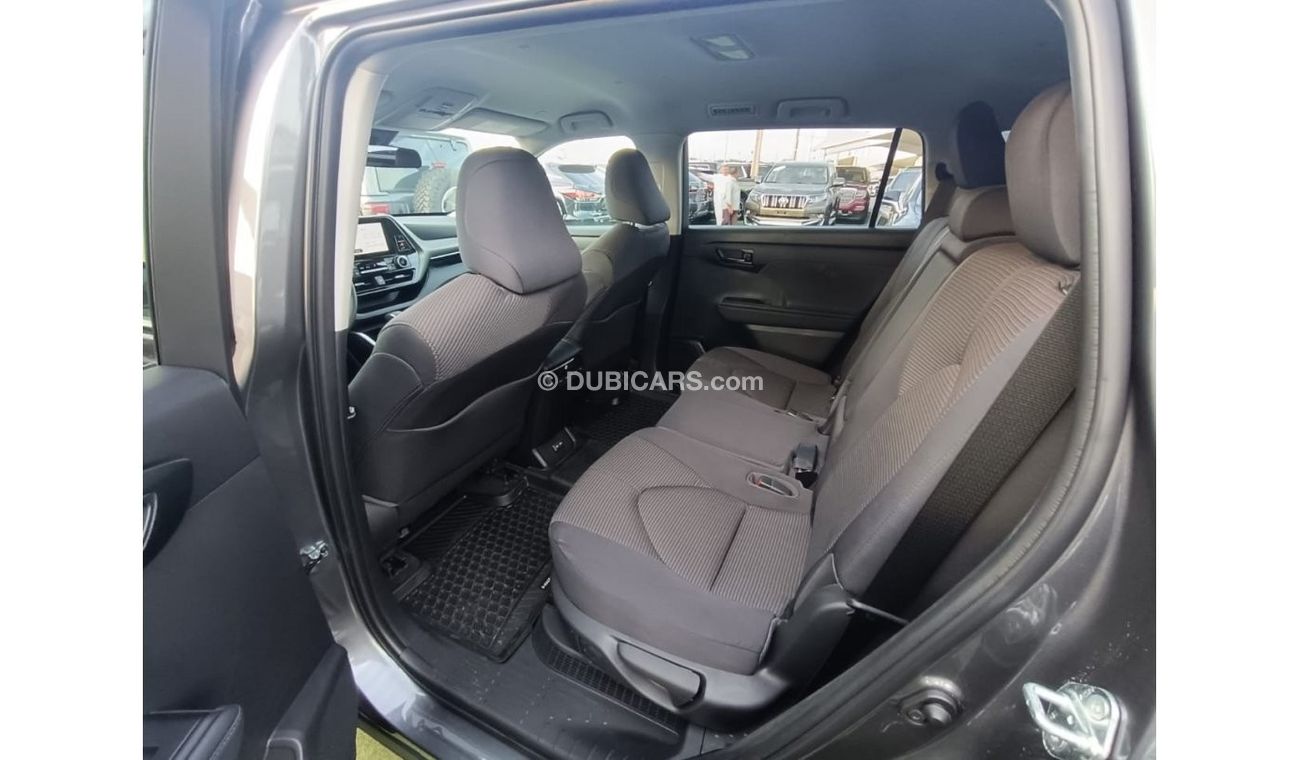 تويوتا هايلاندر Toyota Highlander 2023 Hybrid.The car is in excellent condition, not damaged, not painted, history i