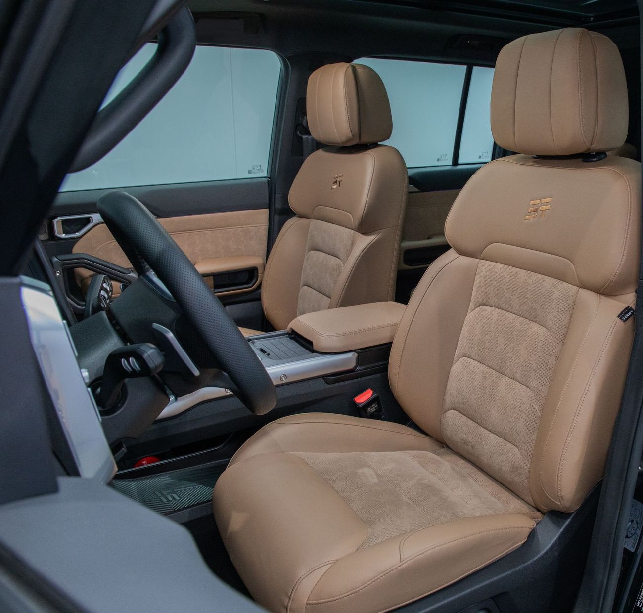 Jetour T2 LUX