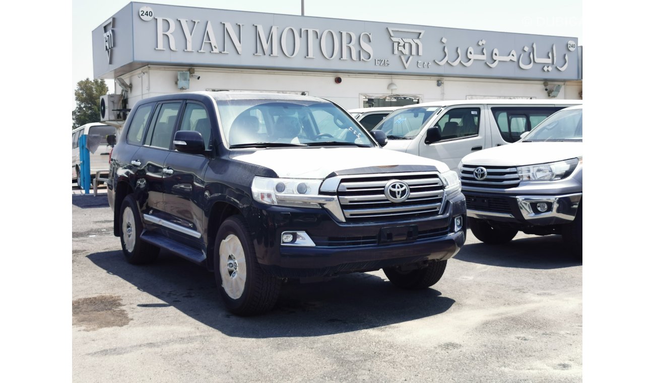 Toyota Land Cruiser GXR V8 FULL OPTION 2020 MODEL DIESEL 4.5L ENGINE ONLY FOR EXPORT GOOD PRICE HURRY FOR GRAB IT EXPORT