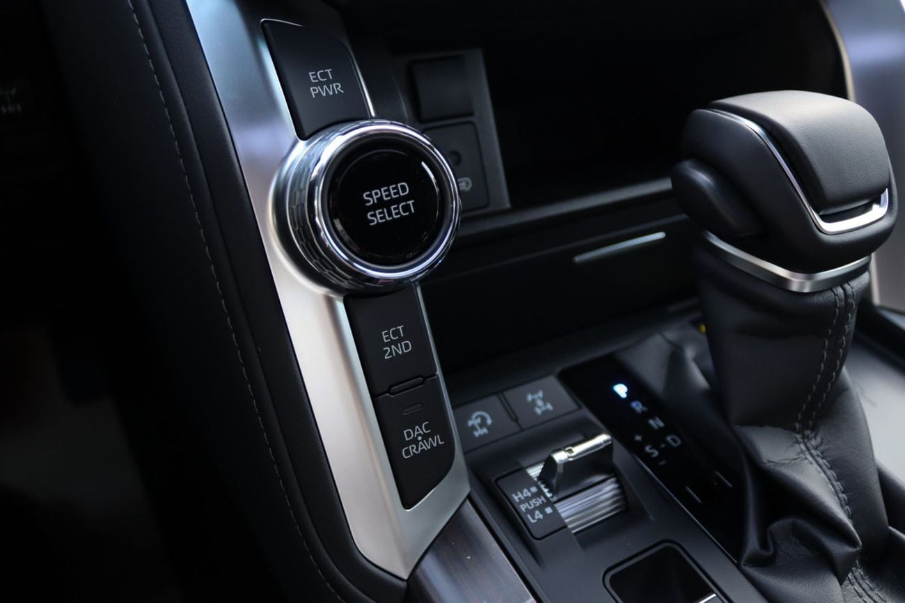 Toyota Land Cruiser LAND CRUISER 4.0 V6 GXR-HIGH RADAR  **EXPORT ONLY**التصدير فقط خارج الخليج***