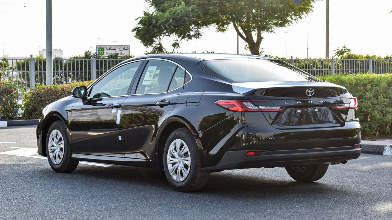 تويوتا كامري 2.5L Petrol