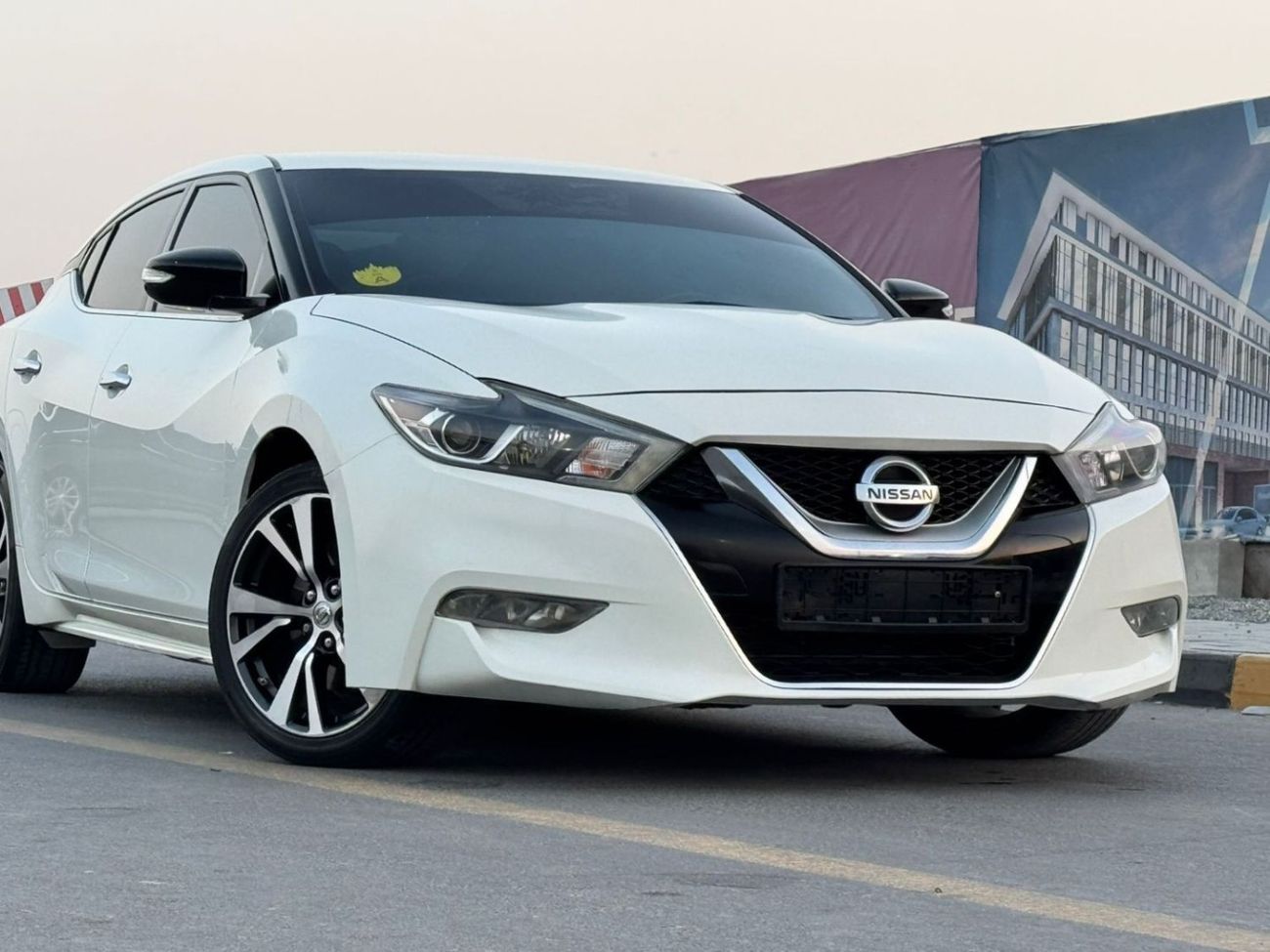 Nissan Maxima SV 3.5L In excellent condition and requires no expenses