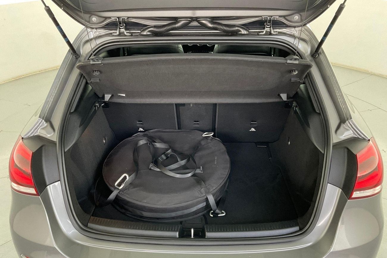 Mercedes Benz A200 Premium