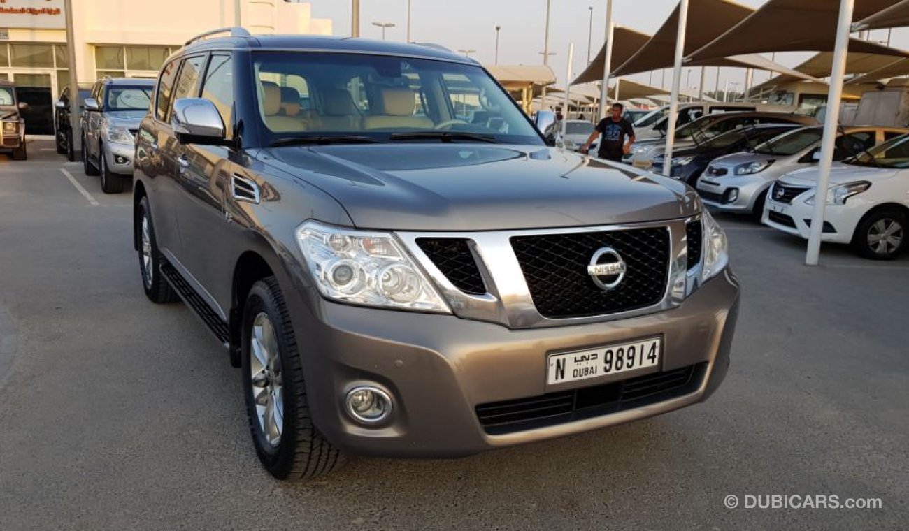 نيسان باترول 2013 LE engine Full options full service agency Nissan  3 DVD