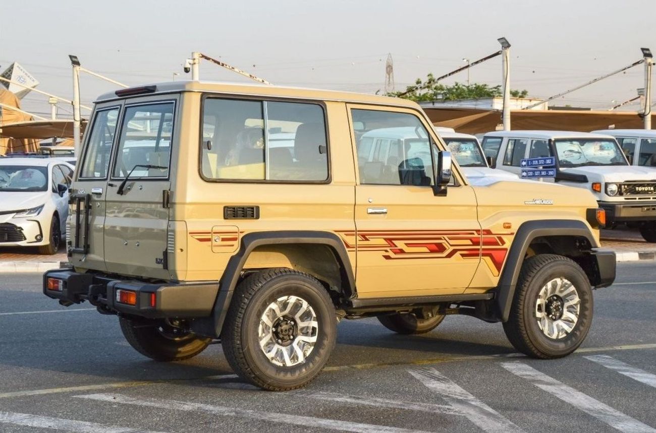 تويوتا لاند كروزر TOYOTA LAND CRUISER 71 SERIES 4.0L 4WD AT PETROL SUV 2024