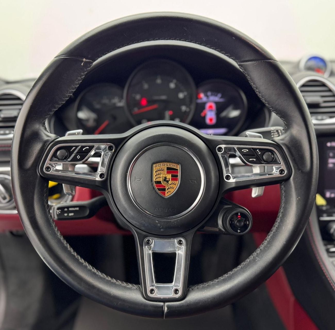 بورش كايمان 718 Std 2.0L A/T 2020 Porsche 718 Cayman, 1 Year Warranty, Full Service History, Excellent Condition, GC