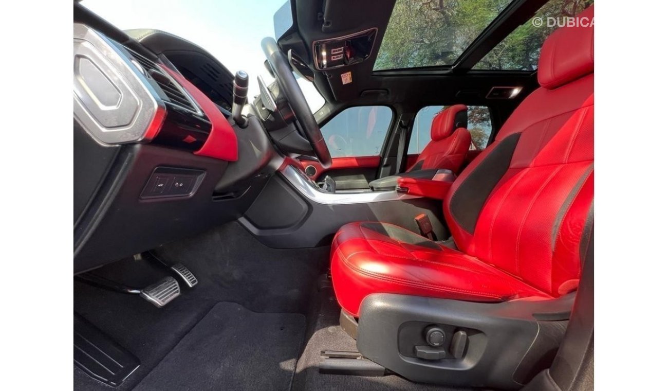 Land Rover Range Rover Sport RANGESPORT 2019 V8 DYNAMIC FULL OPTION DEALER WARRANTY