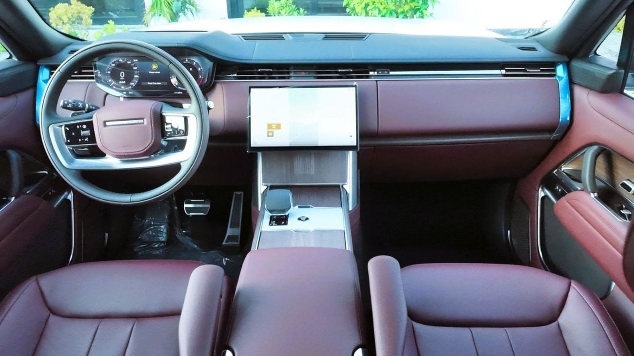 لاند روفر رينج روفر Autobiography P530 | Pearl White | Black Roof | Burgundy Interior | Shadow Exterior Package | GCC Sp