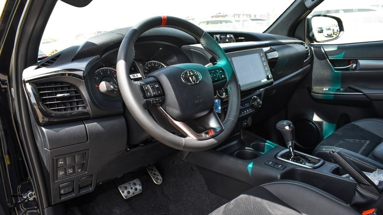 Toyota Hilux GR Sport 2.8L Diesel