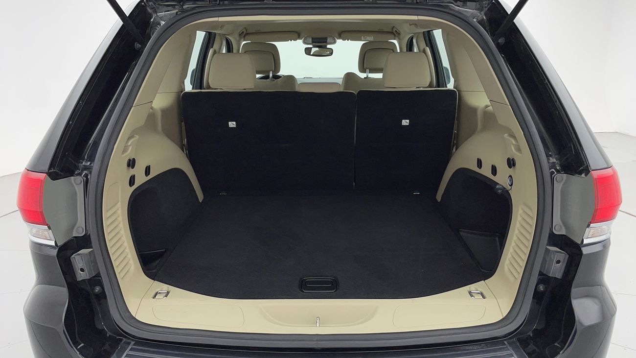 Jeep Grand Cherokee LAREDO 3.6 | Zero Down Payment | Free Home Test Drive