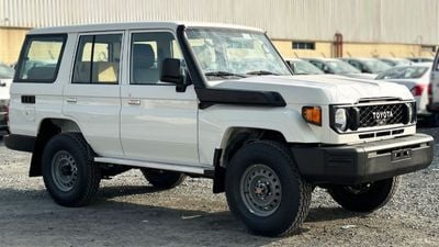 Toyota Land Cruiser 70 LC76 LX Land cruiser hardtop 5doors 4.2L DIESEL V6 MY2024 FOR EXPORT ONLY