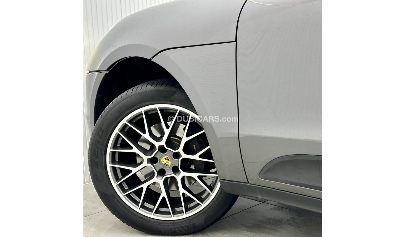 Porsche Macan Std 2018 Porsche Macan, Warranty, Full Porsche Service History, Low Kms, GCC