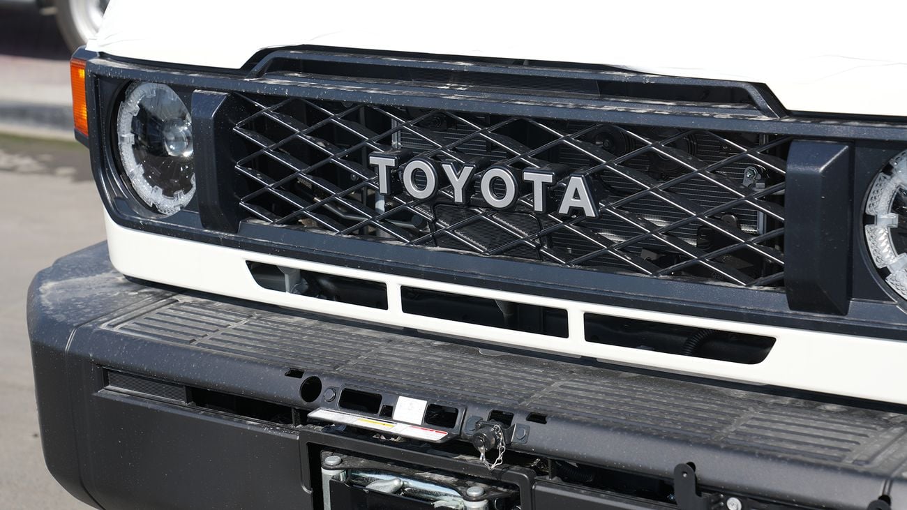 Toyota Land Cruiser LX V6