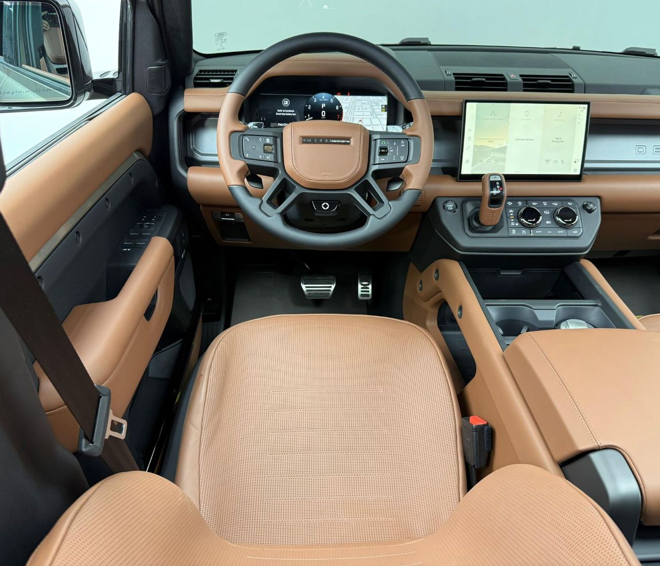 Land Rover Defender 110 P635 OCTA V8 *Brand New* 2025 Land Rover Defender 110 Octa, 2030 LR Warranty + Service Pack, Ful