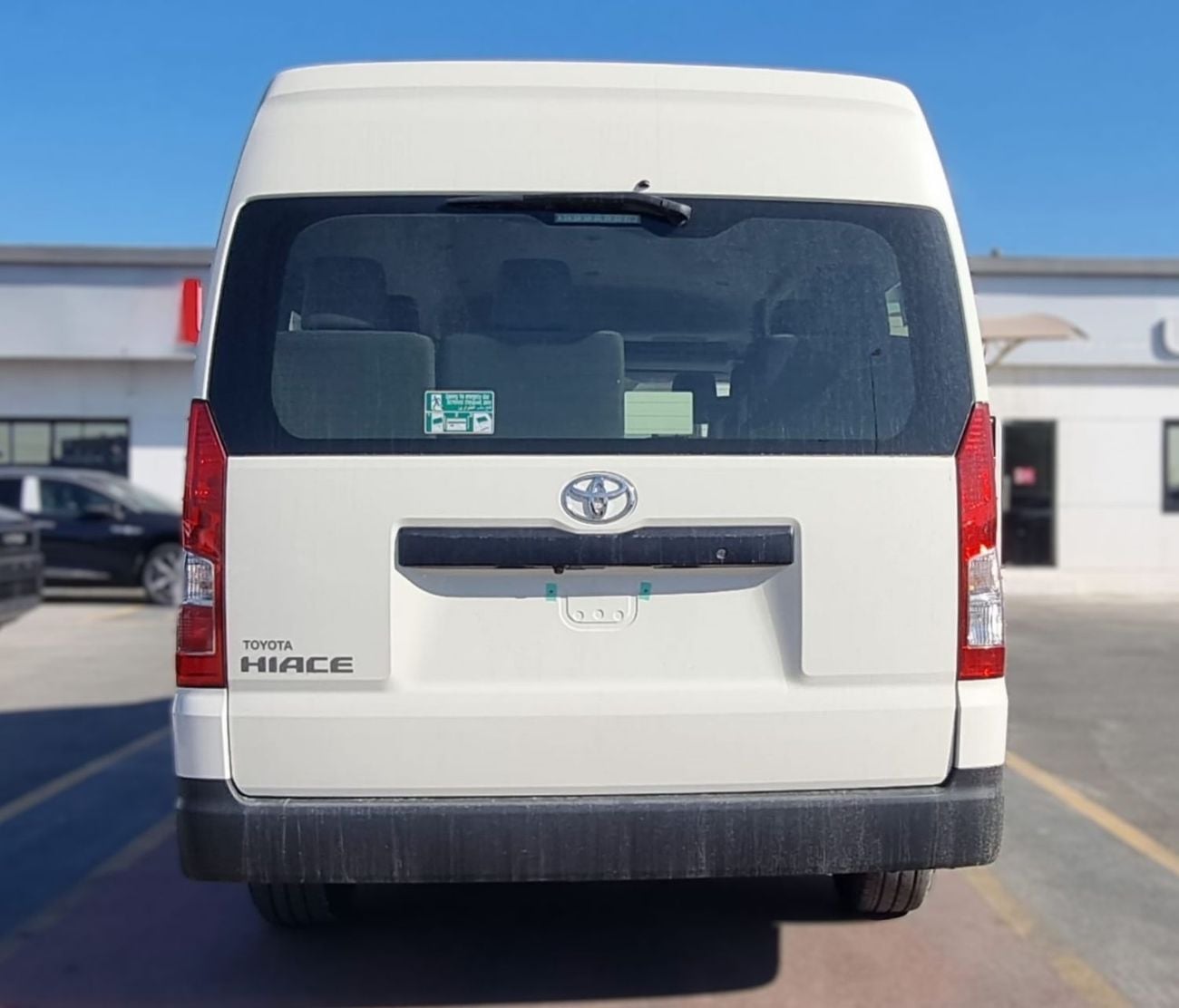 Toyota Hiace DX TOYOTA HIACE 2.8L DIESEL HI-ROOF M/T MY 2026