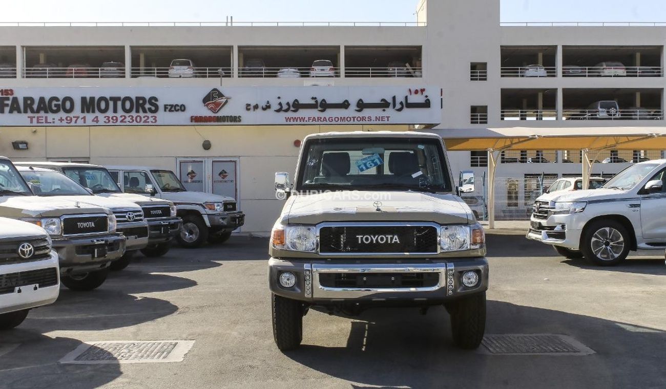 Toyota Land Cruiser 70 GRJ 76 4.0 V6 PETROL / GASOLINA