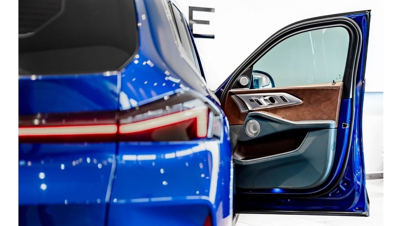 بي أم دبليو XM 2023 BMW XM, 2027 BMW Warranty + Service Contract, Full Service History, Low KMs, GCC