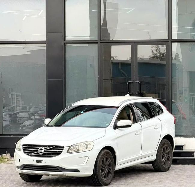 Used 2014 Volvo XC60 PRESTIGE for sale in UAE | Verified Second Hand Volvo XC60 PRESTIGE Price
