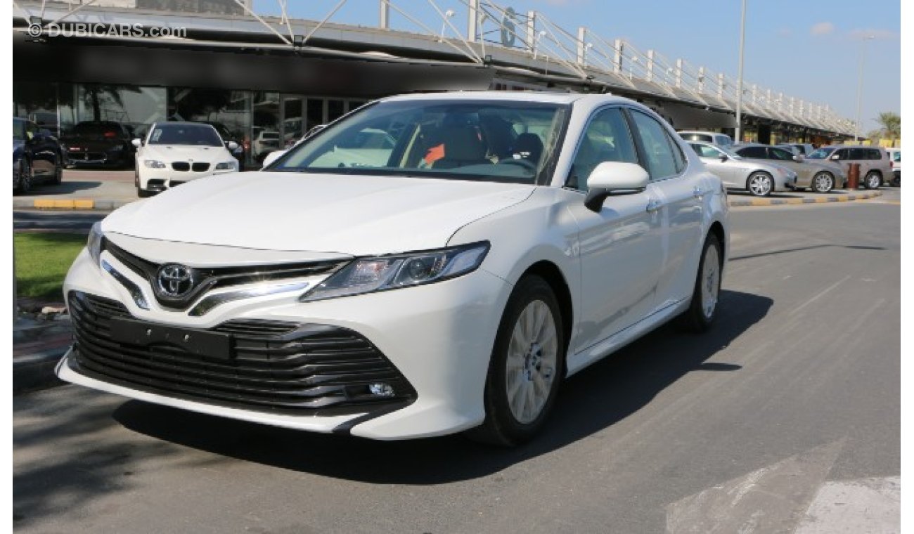 Toyota Camry 2.5L GLE Sedan petrol Automatic FWD Oman option (Export only)