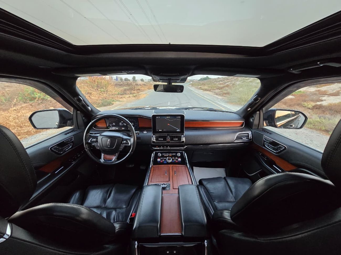 Lincoln Navigator Presidential 3.5L LINCOLN NAVIGATOR 2020 FULL OPITION // GOOD CONDITION INSIDE OUT SIDE