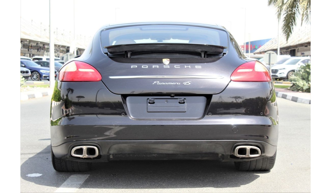 Porsche Panamera 4S