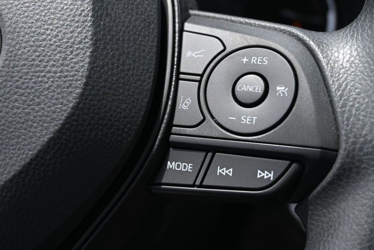 Toyota RAV4 Toyota RAV4 Adventure 2.5L Petrol, CUV AWD 5Doors Color White Model 2023