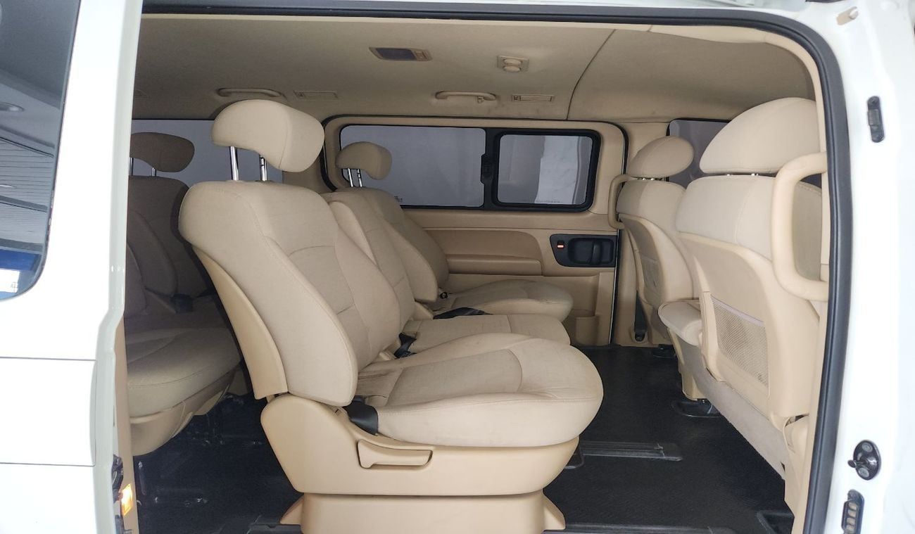 Hyundai H-1 PETROL  ENGINE  H-1- 2.5L - 4CYL - EXCELLENT CONDITION