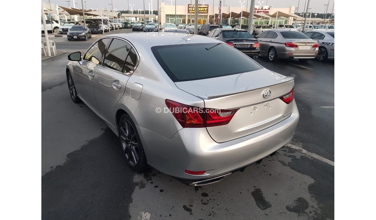لكزس GS 350 لكزس جي اس 350  موديل 2014 السياره بحاله ممتازه من الداخل والخارج  فل اوبشن كاميرا خلفيه تحكم كهربي