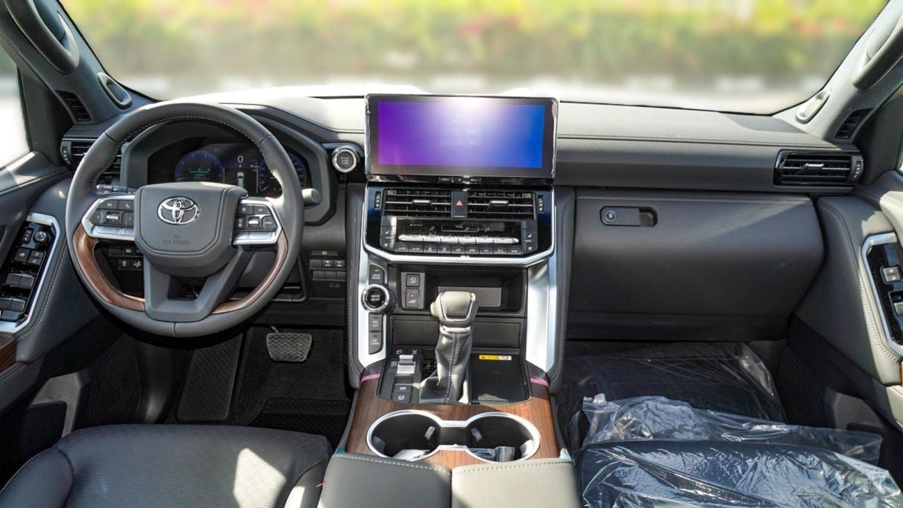 تويوتا لاند كروزر NEW TOYOTA LAND CRUISER 3.5L VX PETROL A/T – WITH RADAR (2025)
