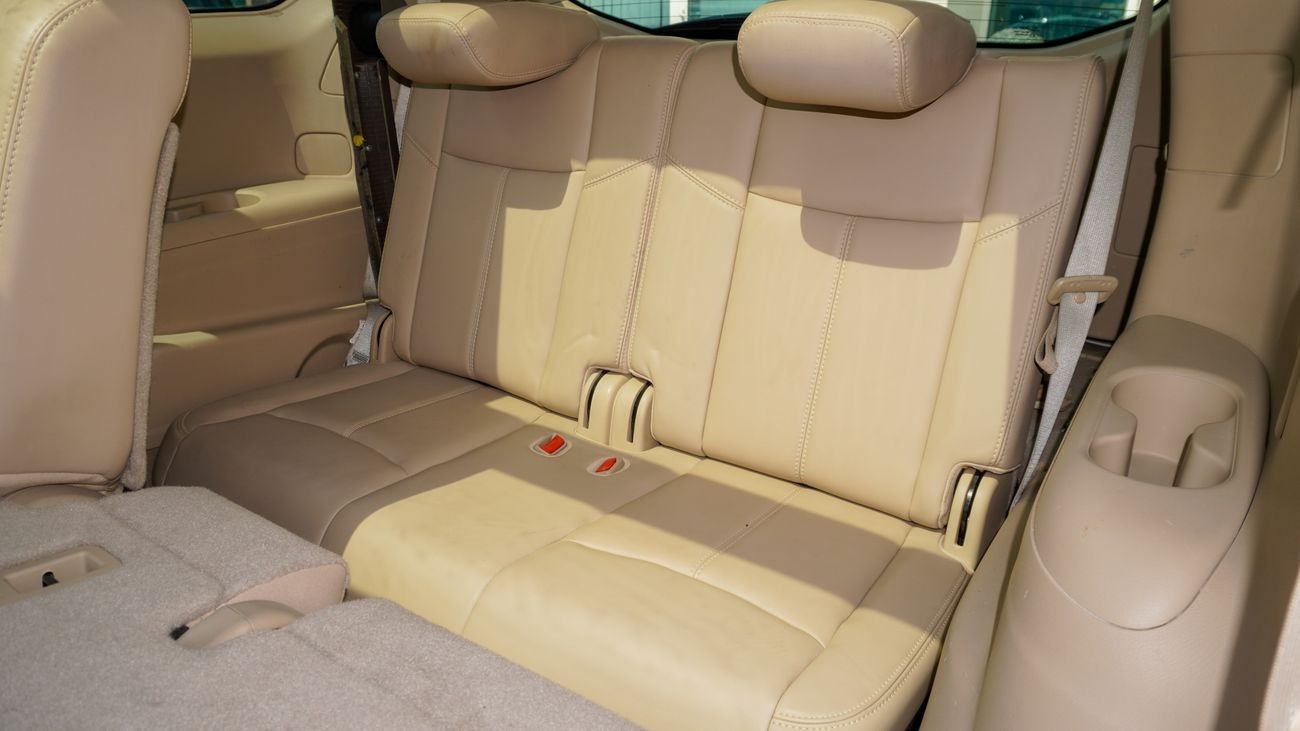 Nissan Pathfinder SV