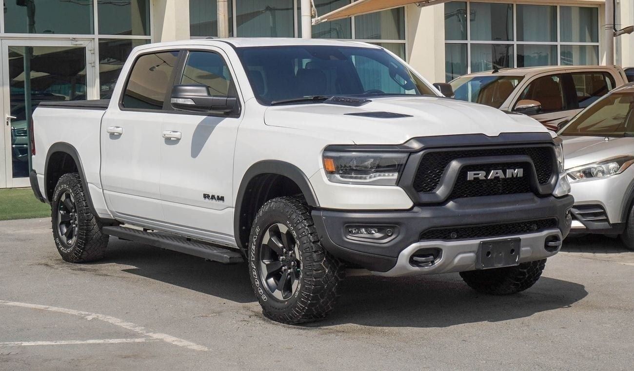 RAM 1500 REBEL 5.7L HEMI