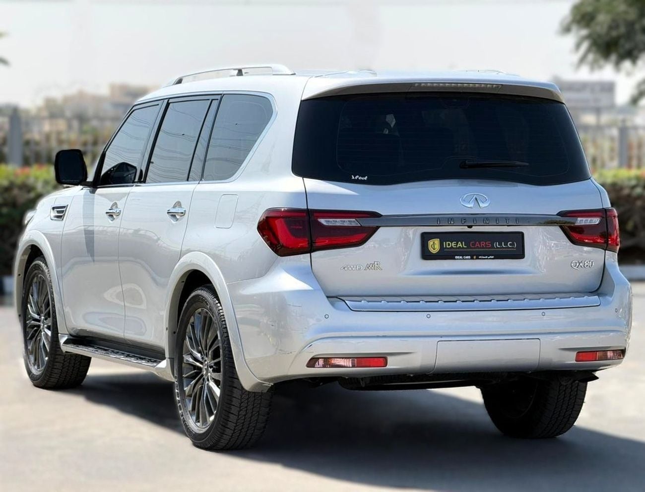 Infiniti QX80 Sensory 8 5.6L INFINITI QX80 | GCC SPECS | YEAR: 2021 | FULL-SERVICE HISTORY WITH AGENCY | WARRANTY