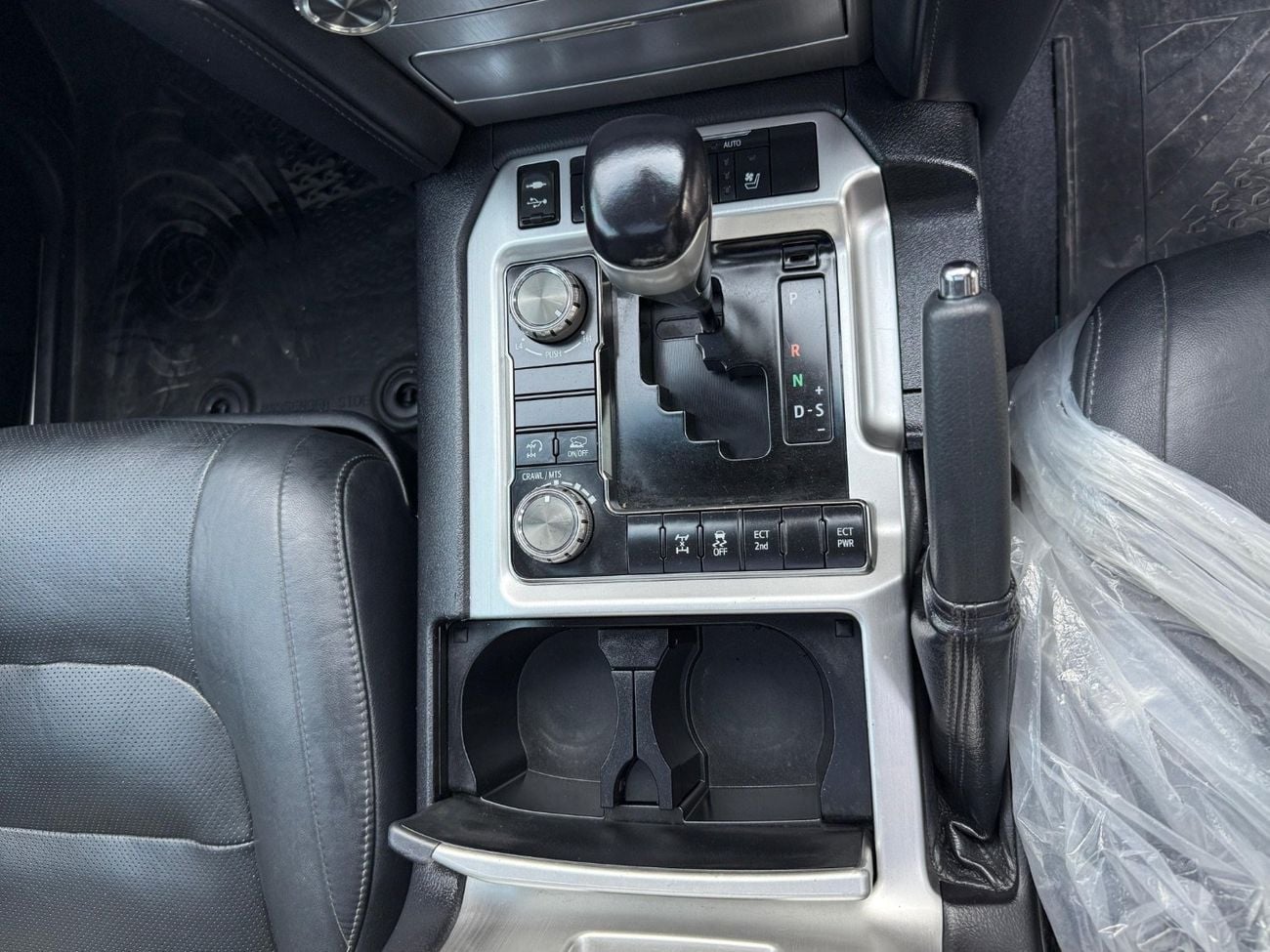 Toyota Land Cruiser Sahara