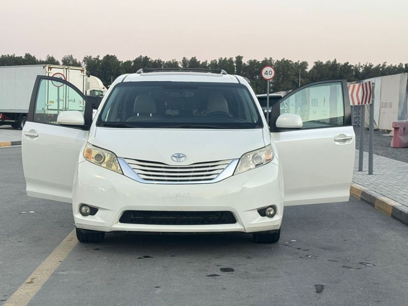 Toyota Sienna In excellent condition and requires no expenses