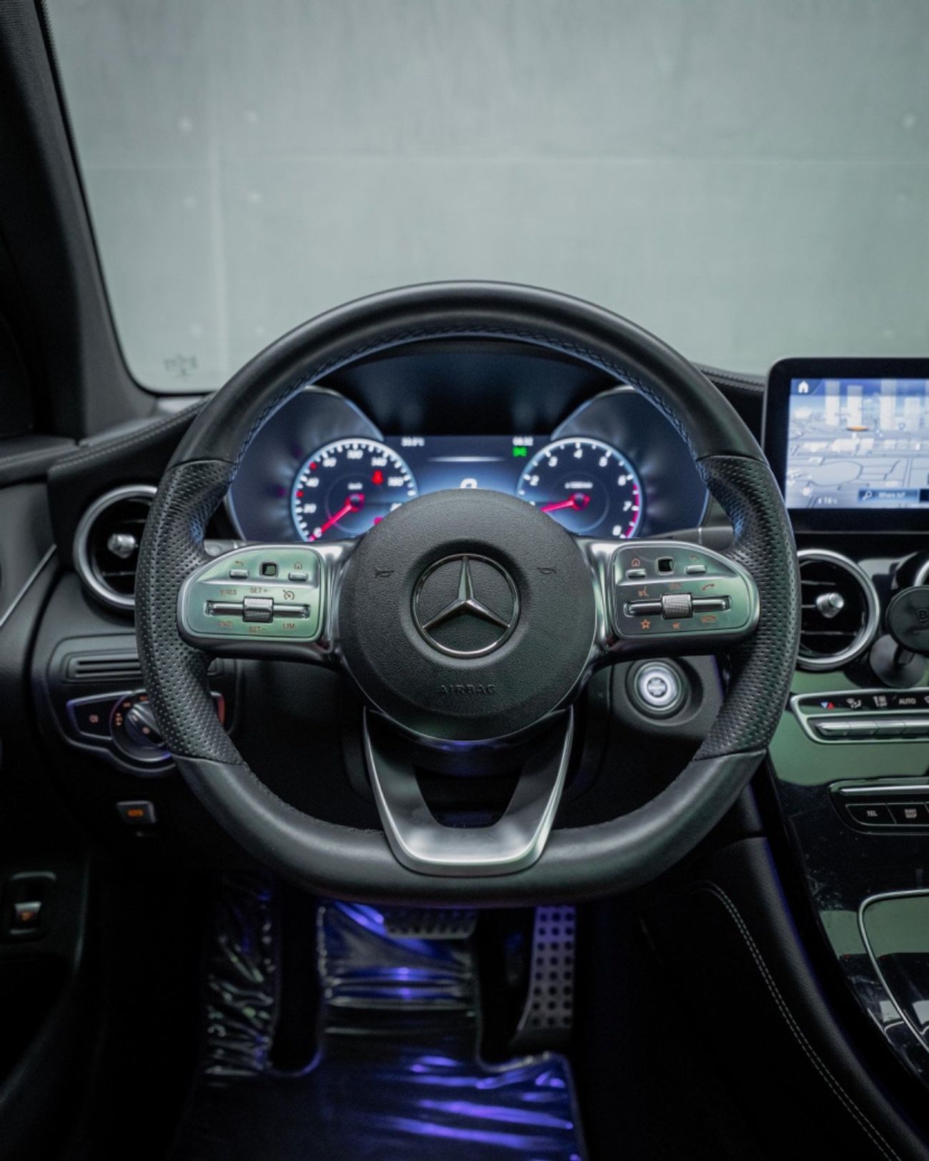 مرسيدس بنز GLC كوبيه 200