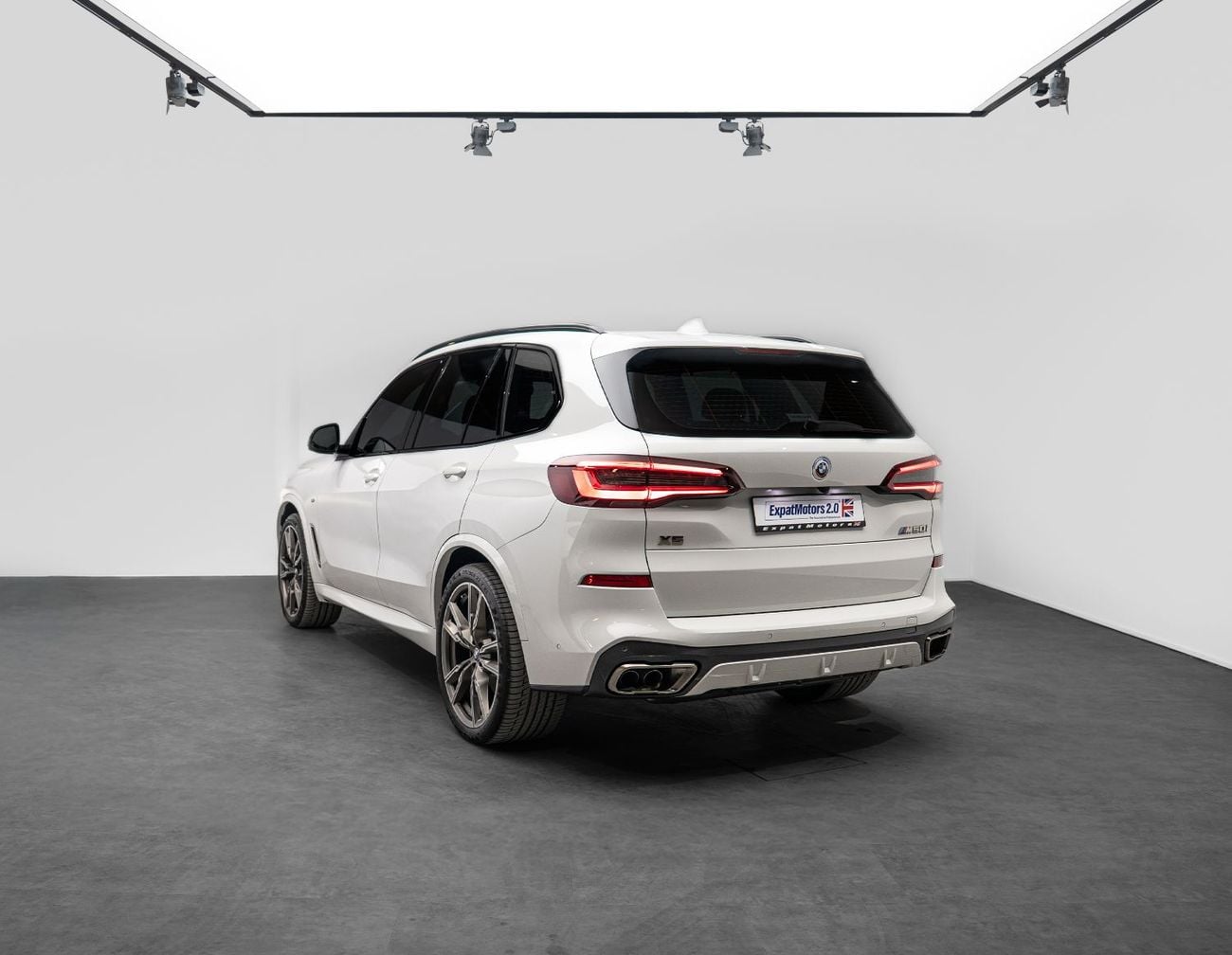 بي أم دبليو X5 M50i 4.4L