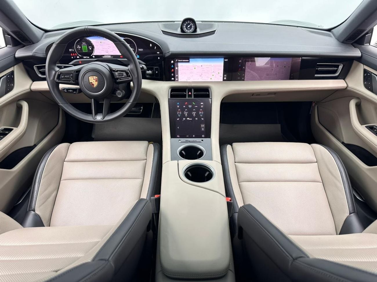 بورش تايكان 2025 Porsche Taycan, Jan/2027 Porsche Warranty, Excellent Condition, GCC