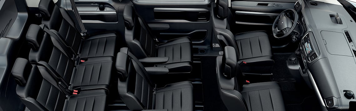 Peugeot Traveller interior - Seats