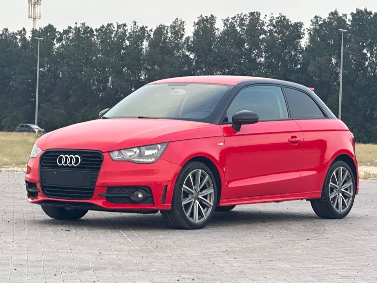 Audi A1 AMBITION S-LINE S-Line 1.4L