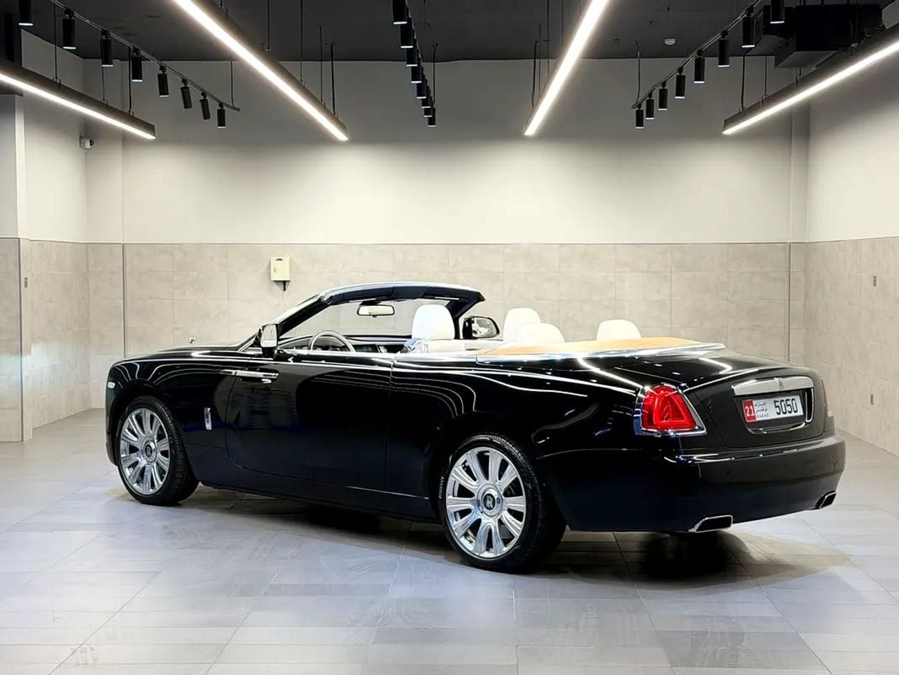 Rolls Royce Dawn Standard - Korean Specs - Pristine Condition